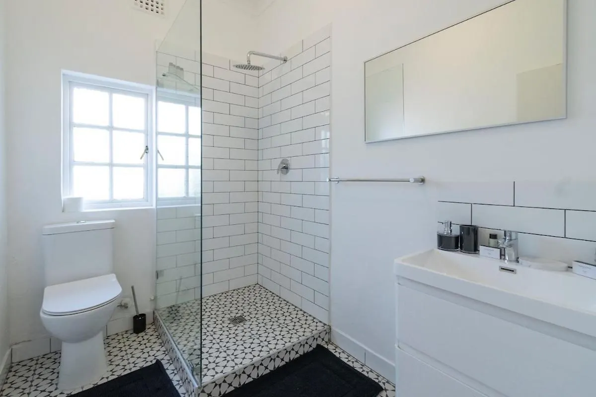 Two Bedroom House In Claremont Kapstadt Ferienhaus